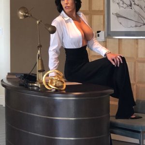 Frissons à chaque murmure sensuel Isabelle - rencontre-Cougar-Toulouse