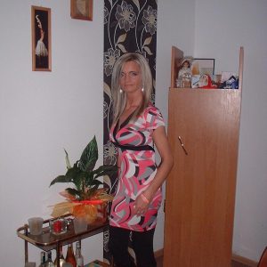 Christine - rencontre-MILF-Nantes