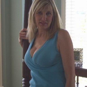 Nadine - rencontre-Cougar-Bordeaux